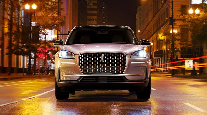 The striking grille of a 2024 Lincoln Corsair® SUV is shown. | Lincoln Demo 1 in Wooster OH