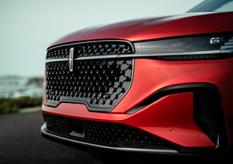 The sleek grille of a 2024 Lincoln Nautilus® SUV with the available Jet Appearance Package makes a bold statement. | Lincoln Demo 1 in Wooster OH